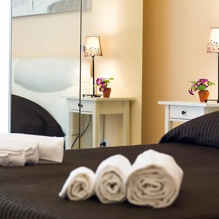 Gregory Big Family רומא