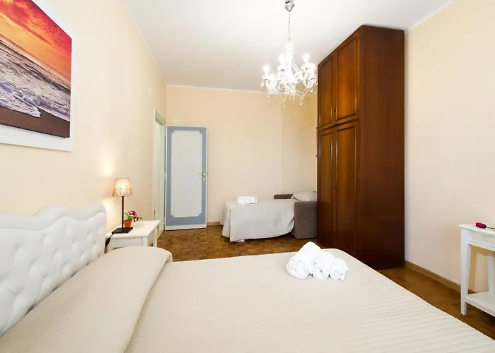 Gregory Big Family רומא